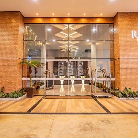 Ramada By Wyndham Manaus Torres Center Hotel Екстериор снимка