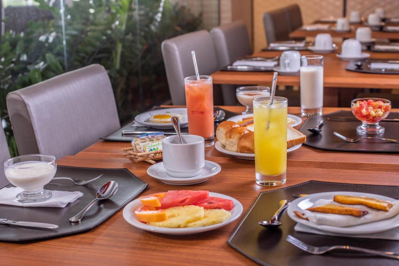 Ramada By Wyndham Manaus Torres Center Hotel Екстериор снимка